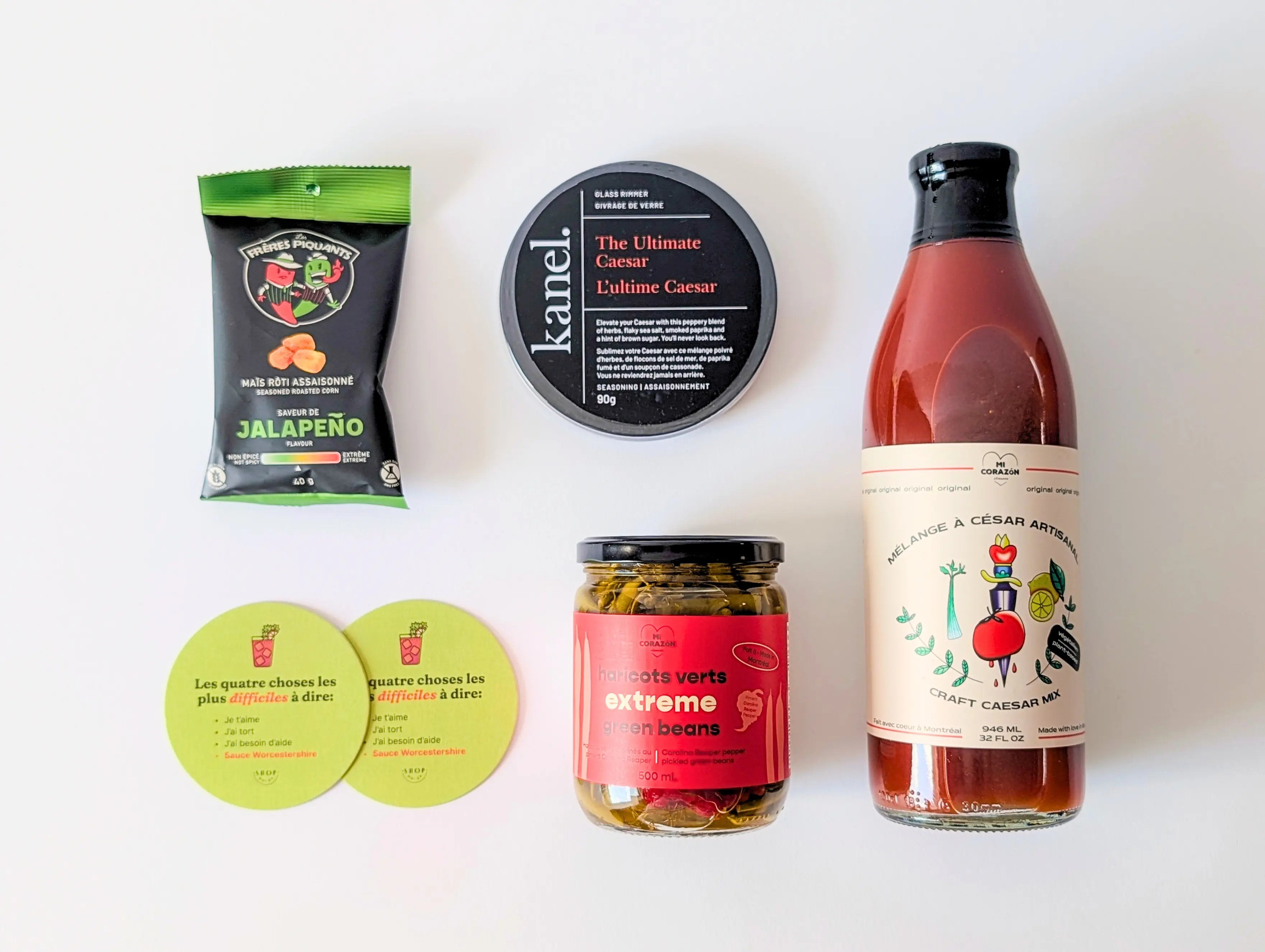 Ensemble de produits québécois pour Bloody César maison avec mélange Mi Corazon et givrage Kanel